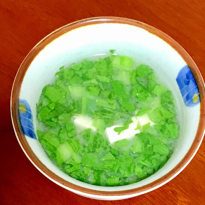 鰹節粉で春菊の味噌汁